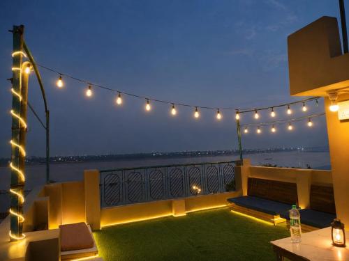 MONALISA HOSTEL – khách sạn tại Dasaswamedh Ghat