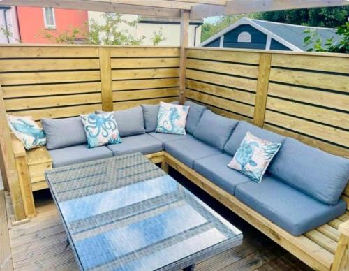 Iekārtas, Cosy Family home close to popular beaches in Carnhell Green
