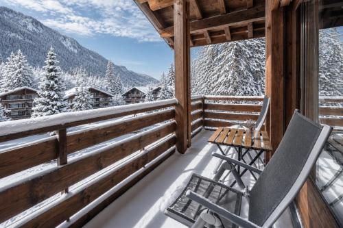 Erkély/terasz, Traumhafte Alpenwohnung mit Bergblick Balkon Wiriehorn in Diemtigen