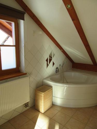 Bathroom, Ferienwohnung Sandra Wetzel in Waltenhofen