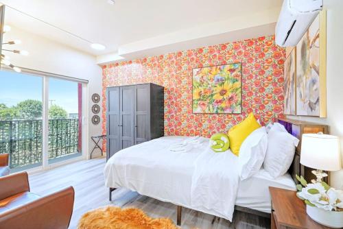 II. Chic 4BR Home, By Universal, Patio, FIFA SoFi