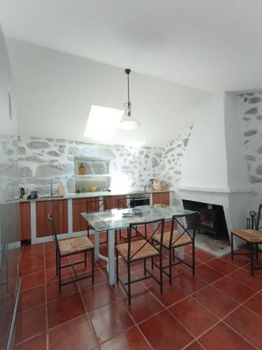 Casa do Velho Vinhateiro in โมลาเรส