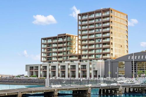 Catalina Bay Waterfront Retreat - Views - Carpark in 賀生維爾