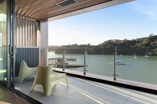 Catalina Bay Waterfront Retreat - Views - Carpark in 賀生維爾