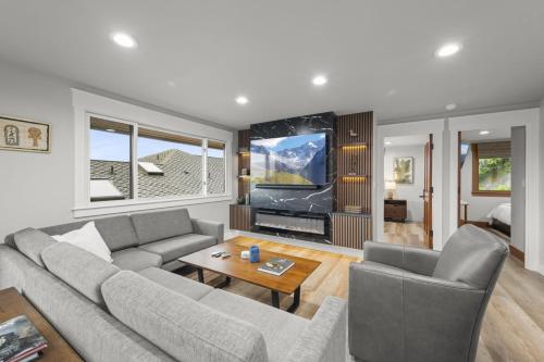 2BR 1BA Sammamish Lakeview Oasis Bellevue in Northeast Bellevue (WA)