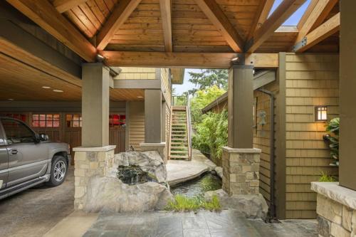 2BR 1BA Sammamish Lakeview Oasis Bellevue in Northeast Bellevue (WA)