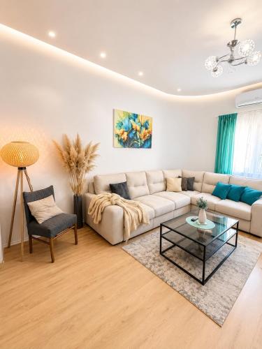Apartment Tajra