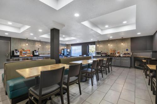 Holiday Inn Express Pocomoke City an IHG Hotel - image 36
