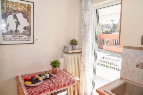 Sunny and Quiet 1 Bedroom Apt, Athènes (photo 8)