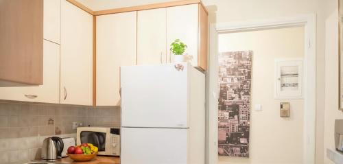 Sunny and Quiet 1 Bedroom Apt, Athènes (photo 9)