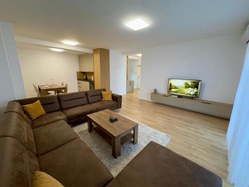 Family apartment close to the center of Ferizaj – khách sạn tại Ferizaj