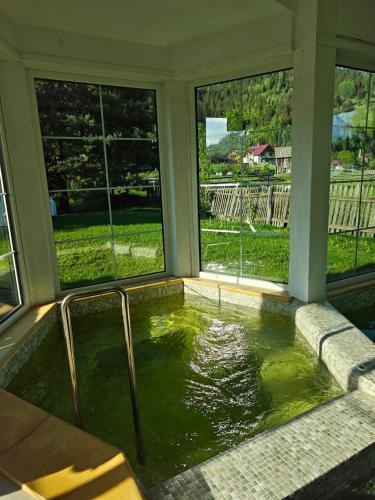 Luisenthal Conac Boutique Retreat & Spa Bucovina in Fundu Moldovei