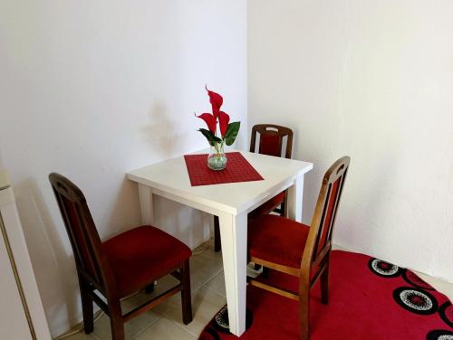 Apartman Milan PROMENADA in Врняка Баняа
