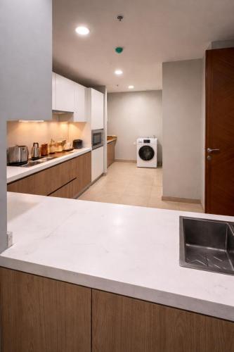 Gold Crest Signature Executive Luxurious Apartments DHA PH-4 Lahore - image 7