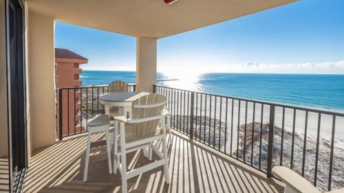 Phoenix East 2 - 2104 condo in Waterfront/beach