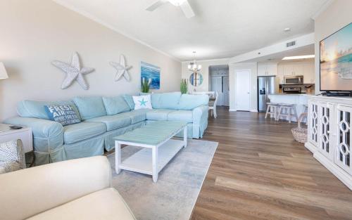 Phoenix East 2 - 2113 condo in Waterfront/beach