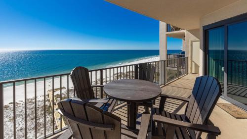 Phoenix East 2 - 2113 condo in Waterfront/beach