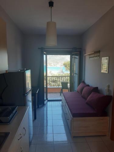 Savvas Apartments in Karavostasi (Xili)