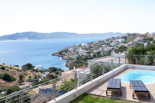 Peldbaseins, Oasis Resort Pure Relaxation Serenity in Mikrolimano