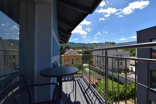 Simada Center Guesthouse in Varšec