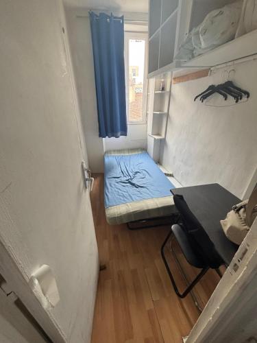 Chambre pres de Gare de l'Est in Le Pre-Saint-Gervais