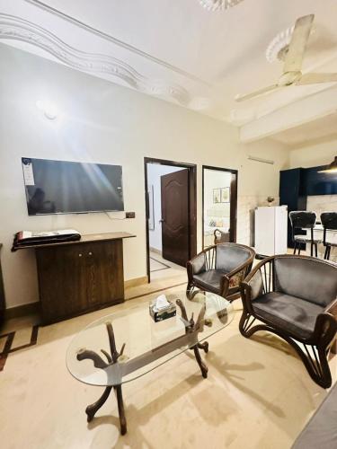Skyline residency apartment model colony in Faisal Cantonment