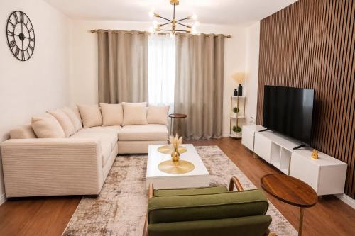 Spacious 4BR, 2 Reception Rooms in Spalding, Free Parking, Sleeps 7 in Spalding