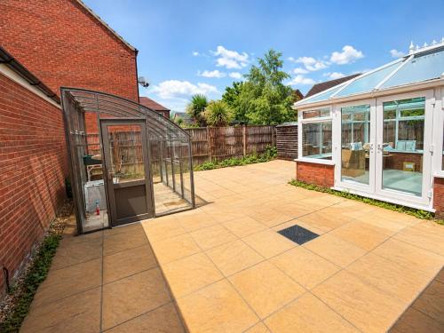 Spacious 4BR, 2 Reception Rooms in Spalding, Free Parking, Sleeps 7 in Spalding