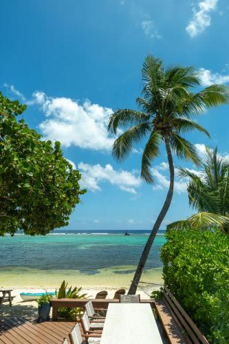 Luxury House On The Beach in The Charming South Sound – khách sạn tại George Town