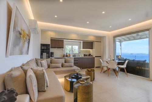 virtuve, LemonTree Villa Rooftop Jacuzzi And Sea Views in Loutraki Skopelosa