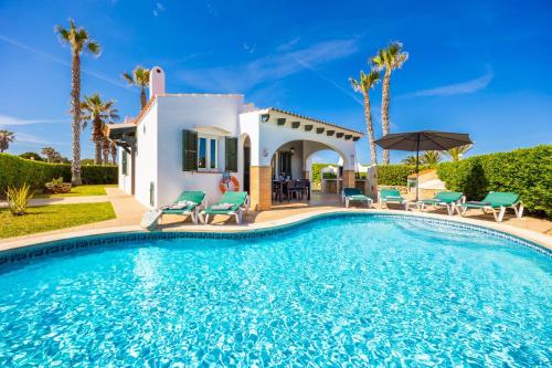 Villa Juana Large Private Pool AC WiFi