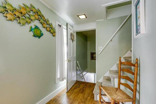Near Trails! Riverside 2-Unit Combo in Franklin in Frenklina (NH)