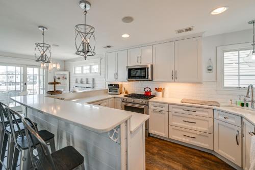 Family Home w/ 5 Decks! Fantasy Island Down Street in Beach Haven (NJ)