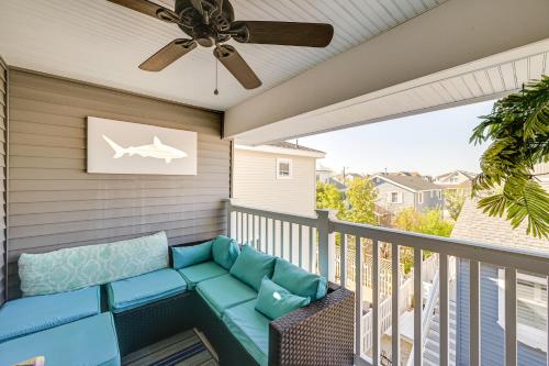 Family Home w/ 5 Decks! Fantasy Island Down Street in Beach Haven (NJ)