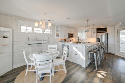Family Home w/ 5 Decks! Fantasy Island Down Street in Beach Haven (NJ)