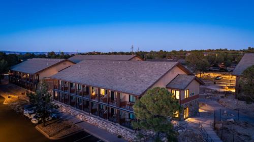 . Maswik Lodge - Inside the Park