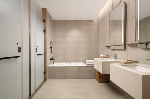 Suite, deluxe
