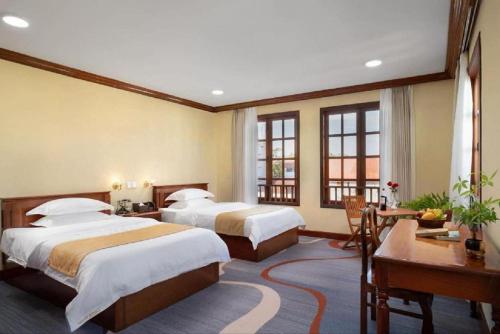 room detail thumbnail 1