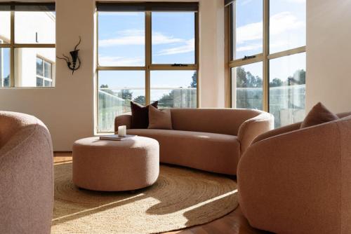 The Hemp House | Table Cape Ocean Views in Boat Harbour