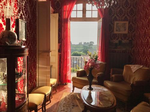 Chez les artistes chambre d'hôte Servian