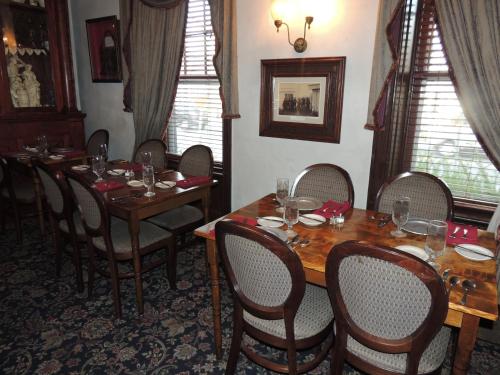 Historic Farnsworth House Inn – Gettysburg, PA