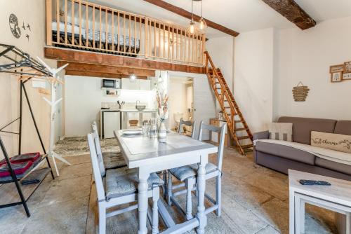 Cocoon Cosy Coeur de Beaucaire C4 - Location saisonnière - Beaucaire