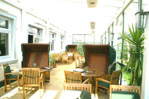 Erkély/terasz, Hotel Strandpavillon in Baabe városközpont