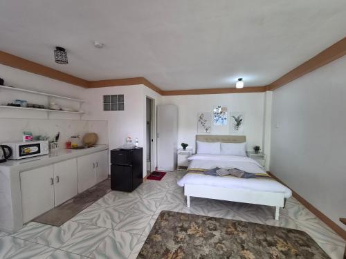 RM Apartments in Danao