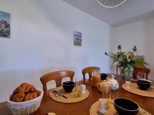 Gîte paisible, animaux admis - 4 pers. - FR-1-496-407 (Gite paisible, animaux admis - 4 pers. - FR-1-496-407) in Boisset-les-Montrond