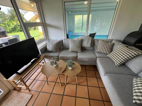 Faciliteiten, Groot Vakantiehuis Met Zwembad, Spa En Sauna (Large Holiday Home With Pool Spa And Sauna) in Vaeggerlose