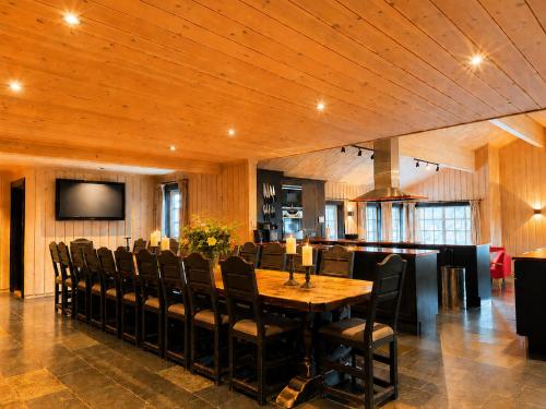 المرافق, Spacious cabin in Hemsedal, 8 bedrooms and sauna in هيمسيدال