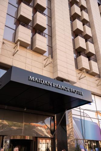 Utvendig, Maidan Palace Hotel in Kyiv