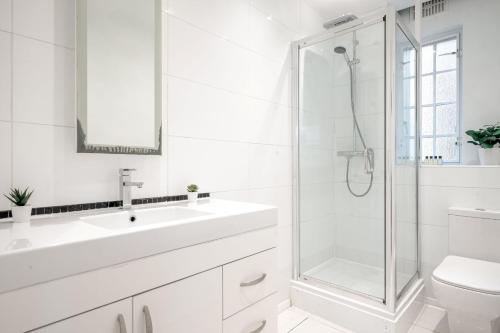 BnBNova - Close to Westminster & Big Ben - 1BR - image 10