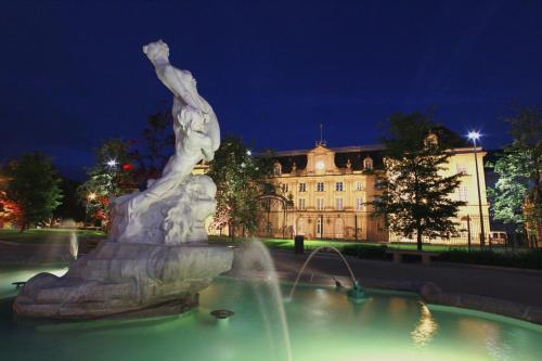 Sous le figuier in Les Noes-pres-Troyes (Alsace)